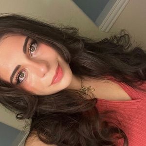 Meet your Posher, Mari